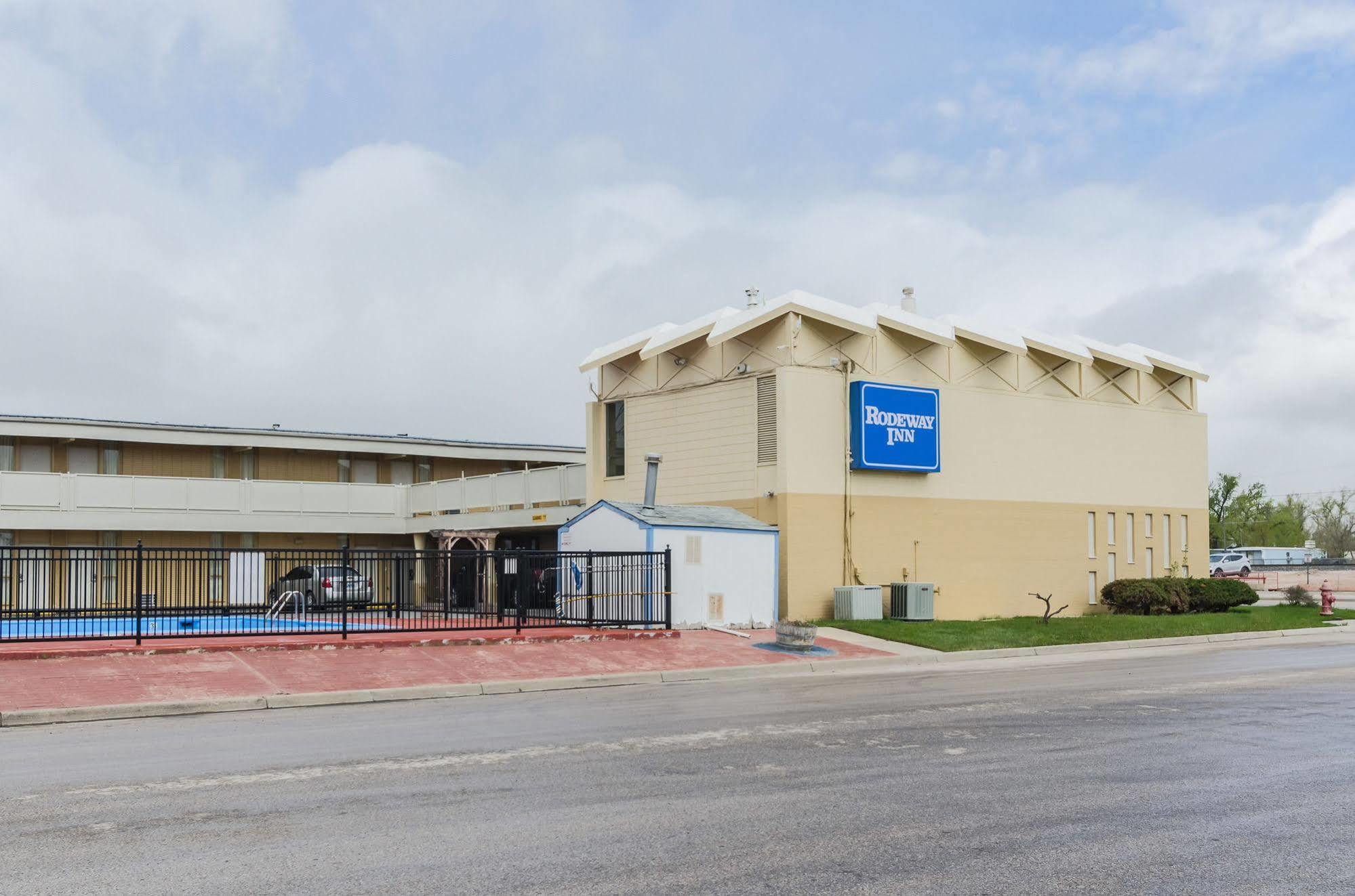 Alamo Inn & Suites Gillette Bagian luar foto